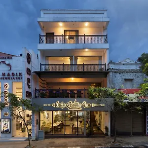 Cafe Aroma Hotel